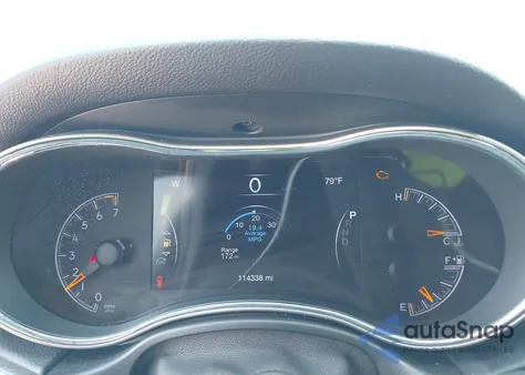 2018 Jeep Grand Cherokee Altitude 4X4 из США, поврежденный, VIN 1C4RJFAG6JC211805